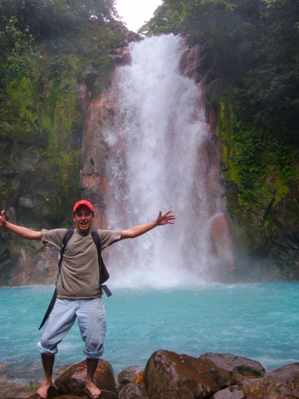 Rio-Celeste-Blue-River-Celeste-River-Costa-Rica-hiking-tour